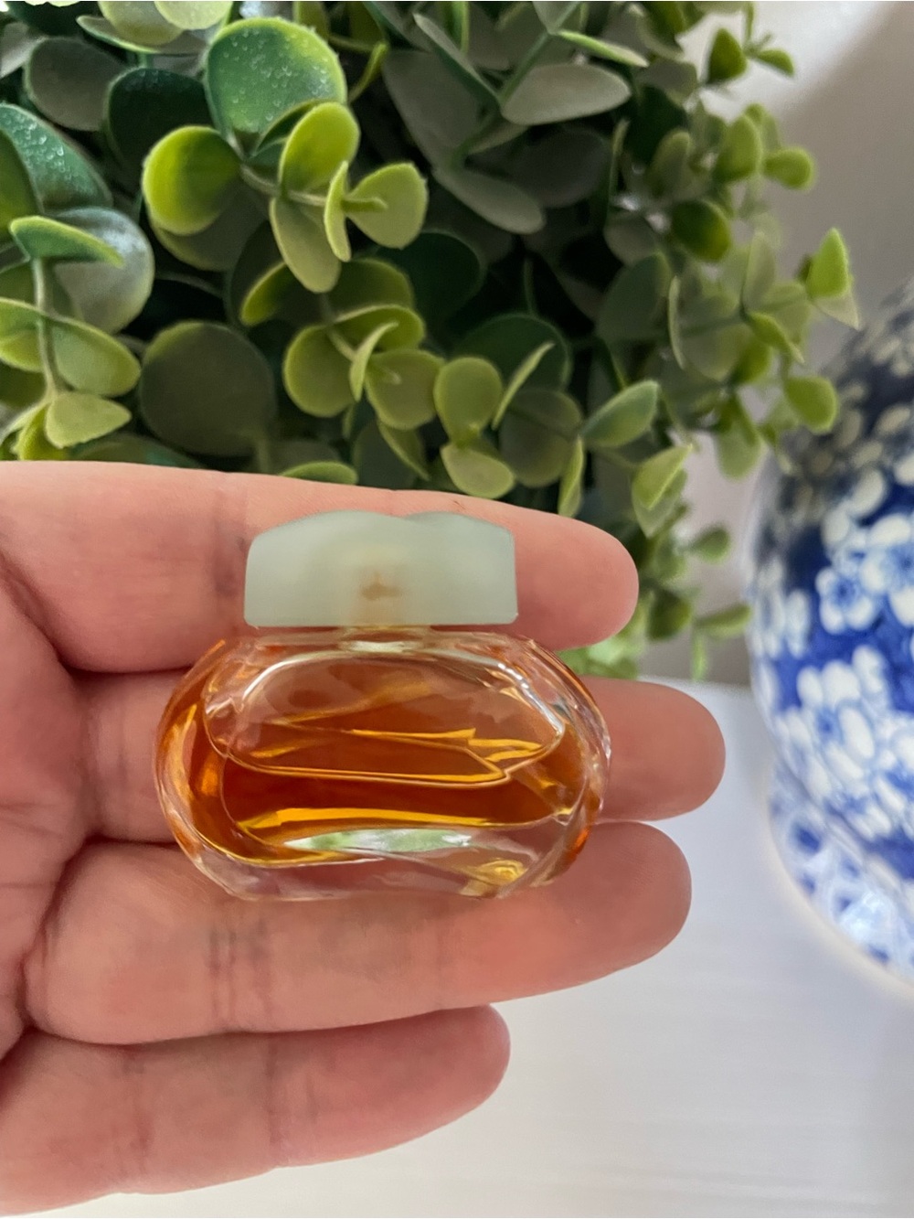 Vintage Estee Lauder Knowing Mini Perfume .12 OZ